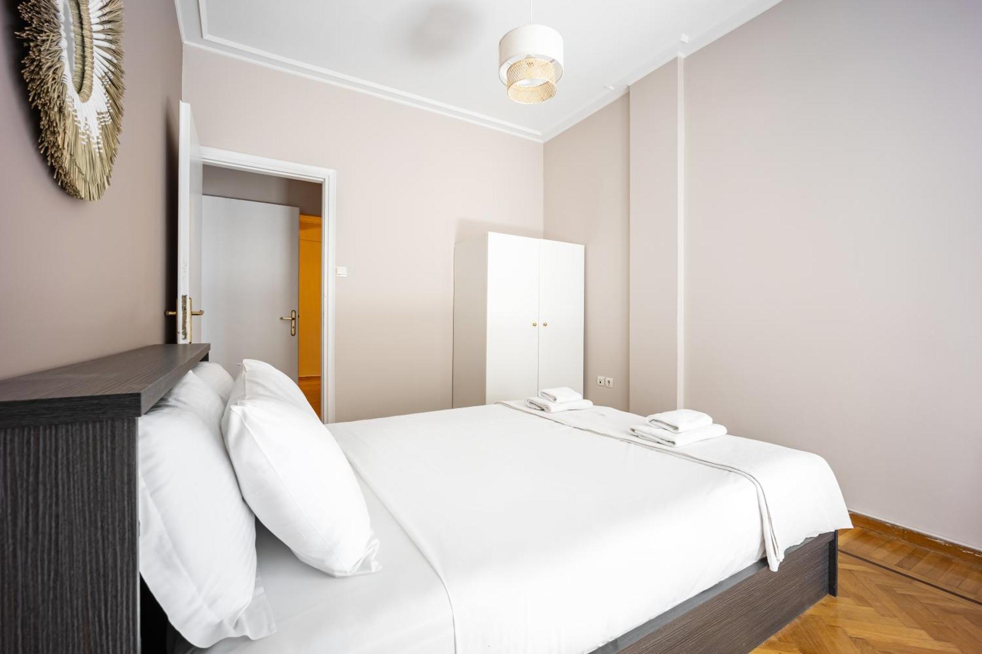 Gk Niki By Gk Properties Atena Exterior foto